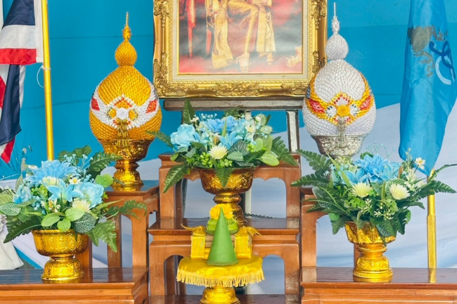 ศูนย์พัฒนาเด็กเล็กเทศบาลตำบลไทรโยง-ไชยวาล ได้จัดโครงการกิจกรรมพัฒนาคุณภาพผู้เรียน (กิจกรรมคุณธรรม จริยธรรม) ประจำปีงบประมาณ 2568 "กิจกรรมวันแม่แห่งชาติ" โดยมีนายเพิ่มพล พึ่งกิ่ง รองนายกเทศมนตรีตำบลไทรโยง-ไชยวาล ให้เกียรติมาเป็นประธานในพิธีเปิดโครงการ ฯ