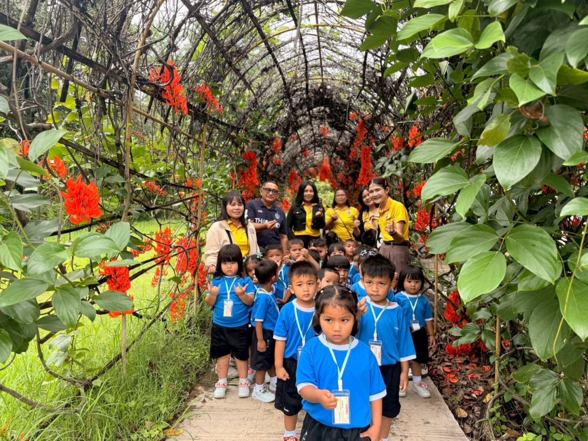 ทศบาลตำบลไทรโยง-ไชยวาล นำโดยนายไพฑูรย์ หัสครบุรี รองนายกเทศมนตรีฯ พร้อมด้วยรองปลัดเทศบาล รักษาราชการแทนผู้อำนวยการกองการศึกษา พนักงานเจ้าหน้าที่กองการศึกษา คณะครู และนักเรียน ได้ดำเนินกิจกรรมพัฒนาคุณภาพผู้เรียน (กิจกรรมทัศนศึกษา) ประจำปีงบประมาณ 2568