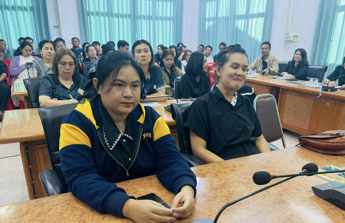 นายสุรัน จันทร์สง่า นายกเทศมนตรีตำบลไทรโยง-ไชยวาล พร้อมด้วยคณะผู้บริหาร ปลัดเทศบาล รองปลัดเทศบาล หัวหน้าส่วนราชการ พนักงานและเจ้าหน้าที่เทศบาลฯ เข้าร่วมประชุมประจำเดือนธันวาคม