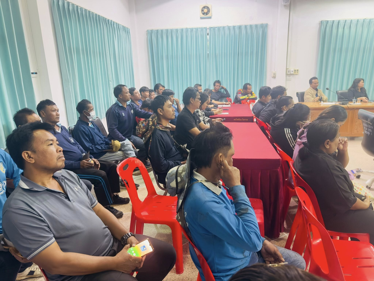 นายสุรัน จันทร์สง่า นายกเทศมนตรีตำบลไทรโยง-ไชยวาล พร้อมด้วยคณะผู้บริหาร ปลัดเทศบาล รองปลัดเทศบาล หัวหน้าส่วนราชการ พนักงานและเจ้าหน้าที่เทศบาลฯ เข้าร่วมประชุมประจำเดือนธันวาคม