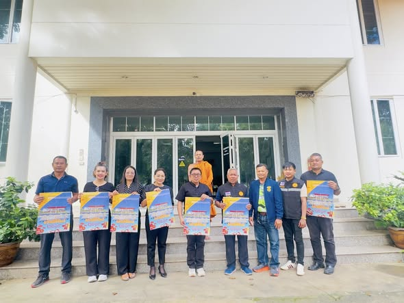 นายสุรัน จันทร์สง่า นายกเทศมนตรีตำบลไทรโยง-ไชยวาล พร้อมด้วยผู้บริหาร ปลัดเทศบาล หัวหน้าส่วนราชการ และพนักงานเจ้าหน้าที่เทศบาล ได้ลงพื้นที่ชุมชนในเขตเทศบาลตำบลไทรโยง-ไชยวาล เพื่อมอบปฏิทินสวัสดีปีใหม่ ประจำปี 2569