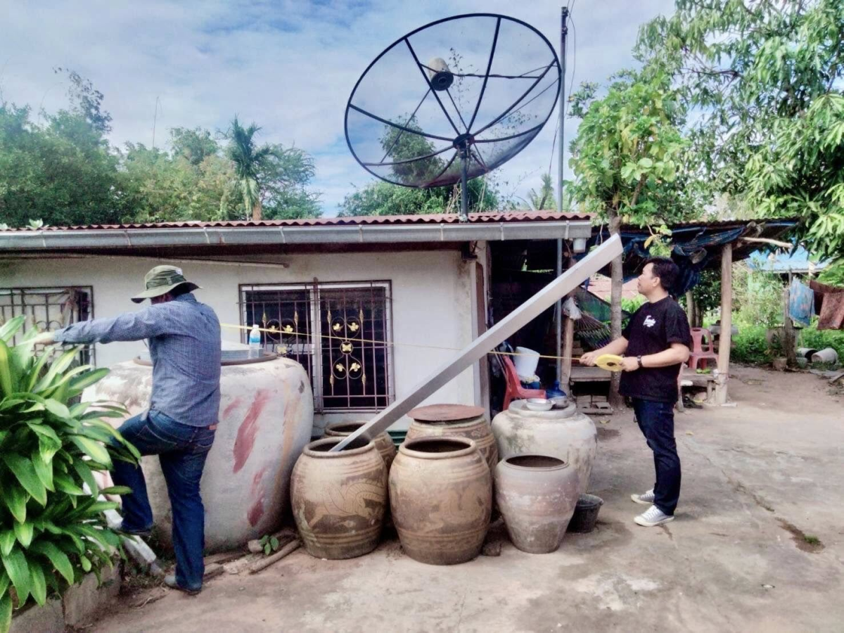 นายสุรัน จันทร์สง่า นายกเทศมนตรีตำบลไทรโยง-ไชยวาล มอบหมายให้เจ้าหน้าที่งานสวัสดิการสังคม และเจ้าหน้าที่กองช่าง ร่วมกับผู้นำชุมชน ลงพื้นที่สำรวจประมาณการค่าใช้จ่ายในการปรับสภาพที่อยู่อาศัยให้เหมาะสมและปลอดภัย ของผู้สูงอายุและคนพิการในเขตพื้นที่เทศบาลฯ