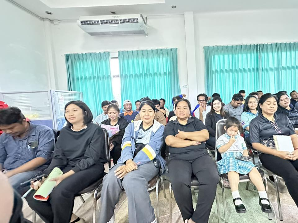 นายสุรัน จันทร์สง่า นายกเทศมนตรีตำบลไทรโยง-ไชยวาล เป็นประธานเปิดการประชุมพนักงานฯ พร้อมกล่าวสวัสดีปีใหม่ โดยมีคณะผู้บริหาร ปลัดเทศบาล รองปลัดเทศบาล หัวหน้าส่วนราชการ พนักงานและเจ้าหน้าที่เทศบาลฯ ทึ่เข้าร่วมประชุมประจำเดือนมกราคม