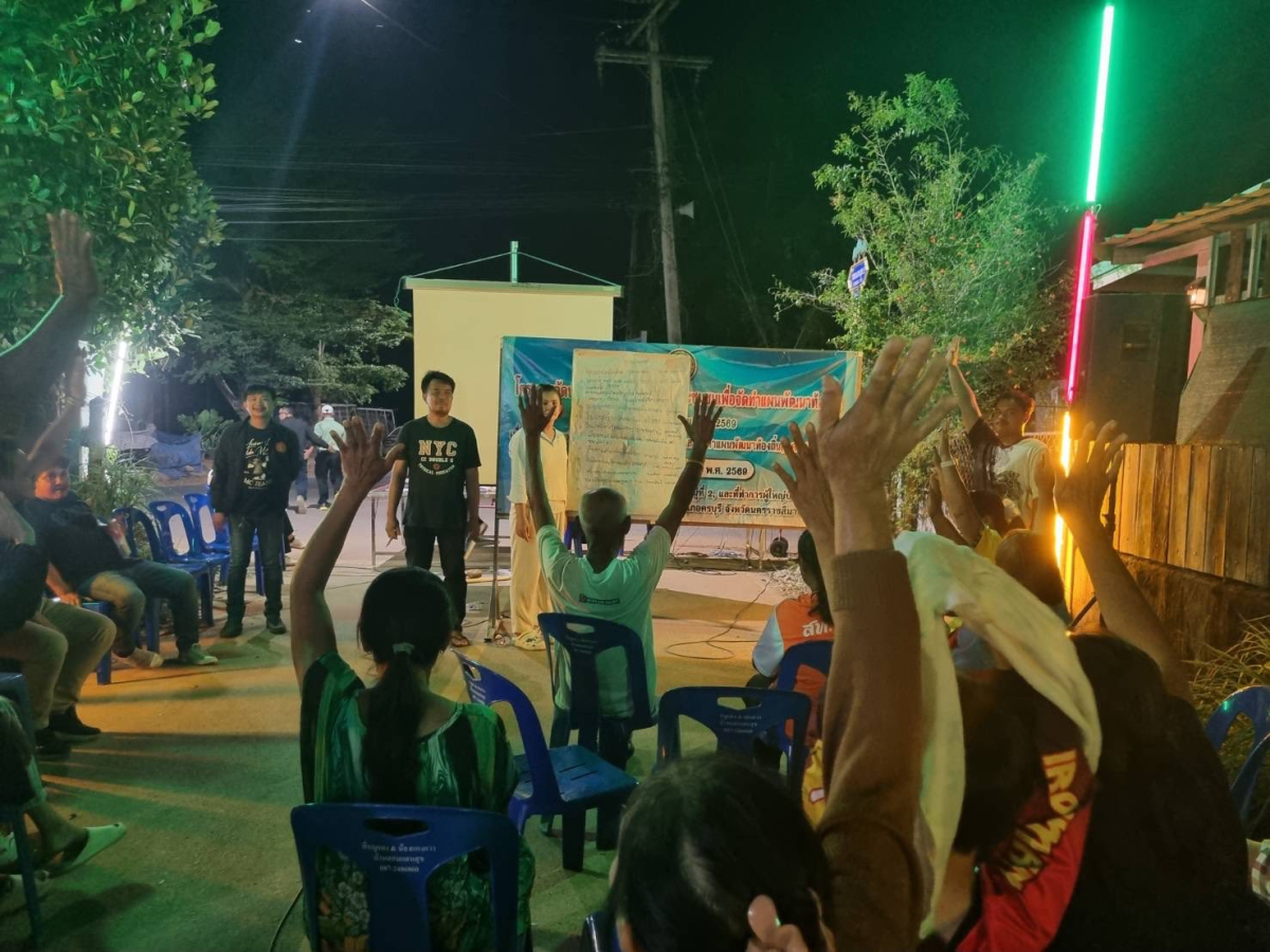 นาย สุรัน จันทร์สง่า นายกเทศมนตรีตำบลไทรโยง-ไชยวาล เป็นประธานในการประชุมประชาคมหมู่บ้านและชุมชน เพื่อจัดทำแผนพัฒนาท้องถิ่น ประจำปีงบประมาณ 2569 เพื่อการทบทวนแผนพัฒนาท้องถิ่น (พ.ศ.2566-2570) พร้อมทั้งจัดทำแผนพัฒนาท้องถิ่น (พ.ศ.2571-2575) และประชุมเพื่อสร้างความรู้ความเข้าใจให้กับประชาชน เกี่ยวกับหลักและเหตุผลของกระทรวงกำหนดค่าธรรมเนียมและยกเว้นค่าธรรมเนียมเกี่ยวกับการสิ่งปฏิกูลและขยะมูลฝอย พ.ศ. 2567 ณ ที่ทำการผู้ใหญ่บ้านหมู่ที่ 3