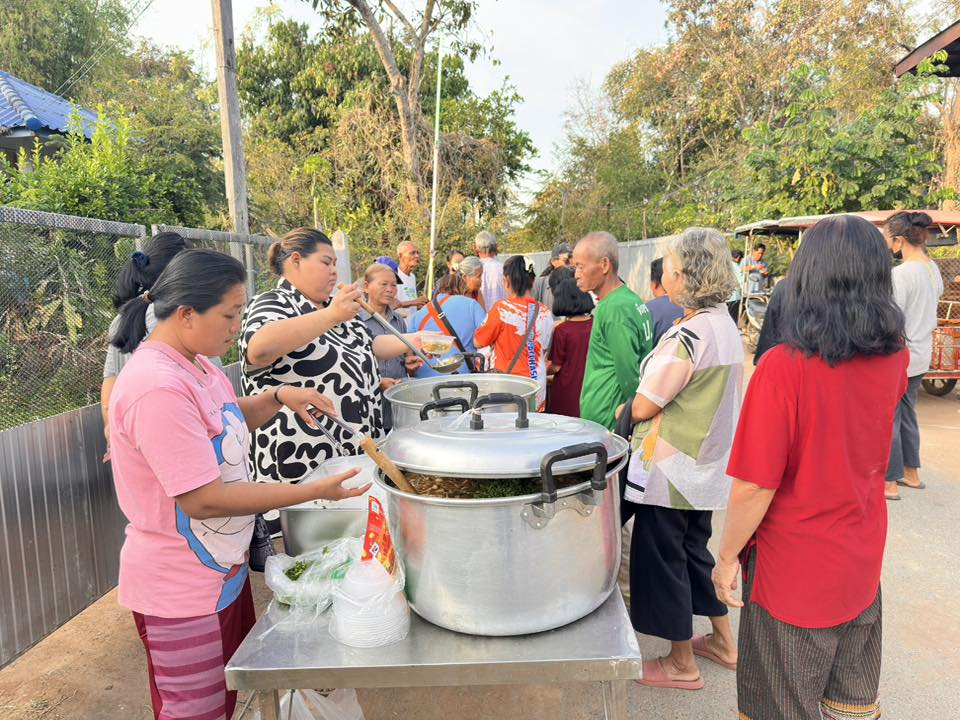 นาย สุรัน จันทร์สง่า นายกเทศมนตรีตำบลไทรโยง-ไชยวาล เป็นประธานในการประชุมประชาคมหมู่บ้านและชุมชน เพื่อจัดทำแผนพัฒนาท้องถิ่น ประจำปีงบประมาณ 2569 เพื่อการทบทวนแผนพัฒนาท้องถิ่น (พ.ศ.2566-2570) พร้อมทั้งจัดทำแผนพัฒนาท้องถิ่น (พ.ศ.2571-2575) และประชุมเพื่อสร้างความรู้ความเข้าใจให้กับประชาชน เกี่ยวกับหลักและเหตุผลของกระทรวงกำหนดค่าธรรมเนียมและยกเว้นค่าธรรมเนียมเกี่ยวกับการสิ่งปฏิกูลและขยะมูลฝอย พ.ศ. 2567 ณ ที่ทำการผู้ใหญ่บ้านหมู่ที่ 3