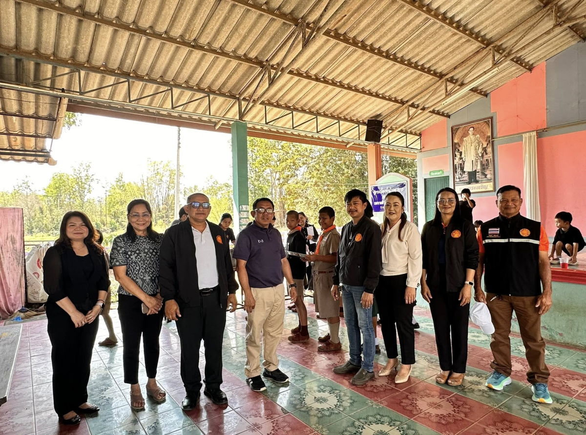 ทศบาลตำบลไทรโยง -ไชยวาล นำโดยนายสุรัน จันทร์สง่า นายกเทศมนตรีฯ พร้อมด้วยนางสาวสุดใจ ศรีระกิ่ง ปลัดเทศบาล จ่าเอกสมโภชน์ อินทรงรัมย์ รองปลัดเทศบาล นางเรณู นาคหนองหาญ หัวหน้าสำนักปลัดเทศบาล และคณะกรรมการติดตามและประเมินผลการดำเนินงานโครงการอาหารกลางวัน ของสถานศึกษาในสังกัดและในพื้นที่เทศบาลตำบลไทรโยง-ไชยวาล