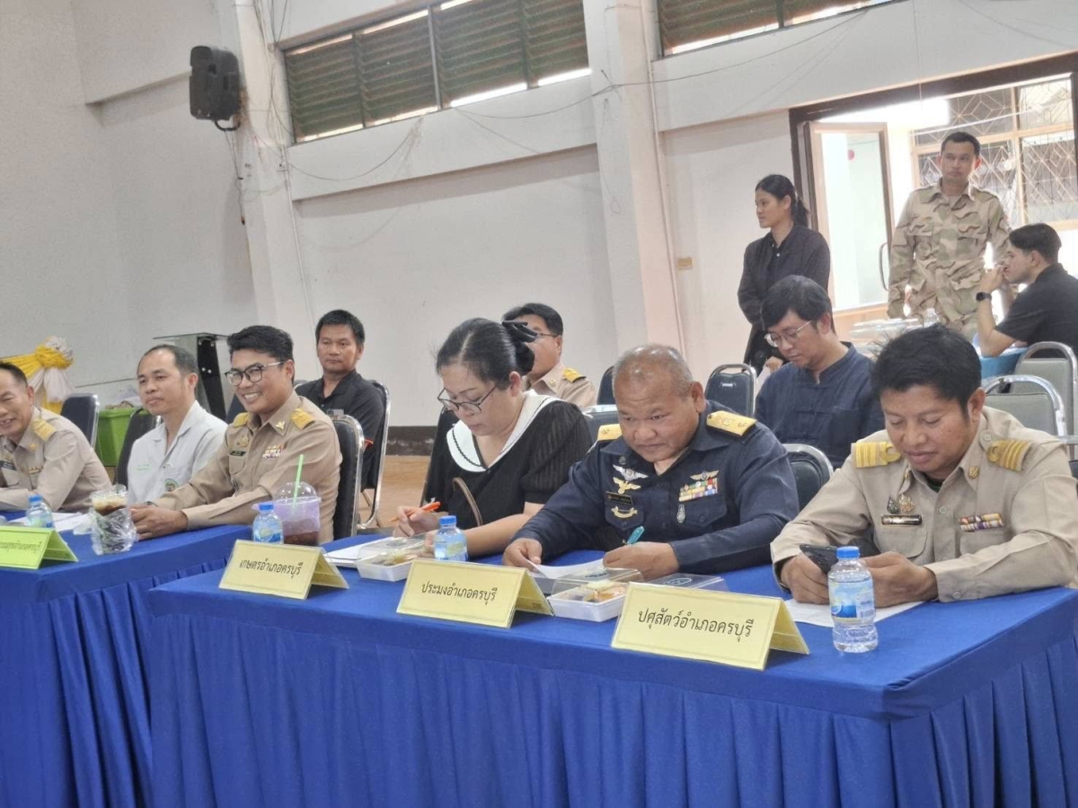 นายไพฑูรย์ หัสครบุรี รองนายกเทศมนตรีตำบลไทรโยง-ไชยวาล ได้รับมอบหมายจากนายสุรัน จันทร์สง่า นายกเทศมนตรีตำบลไทรโยง-ไชยวาล พร้อมด้วยนางสาวสุดใจ ศรีระกิ่ง ปลัดเทศบาล เข้าร่วมประชุมหัวหน้าส่วนราชการ ประจำเดือนมีนาคม 2569