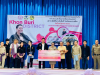 รมว.พม.ลงพื้นที่ อ.ครบุรี โคราช มอบป้ายงบที่อยู่อาศัย-เยียวยากลุ่มเปราะบาง