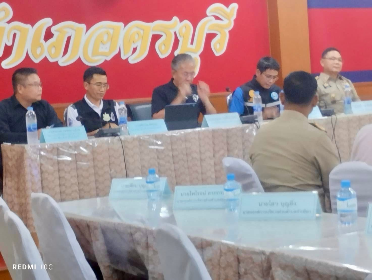 นายสุรัน จันทร์สง่า นายกเทศมนตรีตำบลไทรโยง-ไชยวาล เข้าร่วมการประชุมและรับมอบนโยบาย โดยมีนายบุญจง วงศ์ไตรรัตน์ สมาชิกสภาผู้แทนราษฎรเขต 10 จังหวัดนครราชสีมา