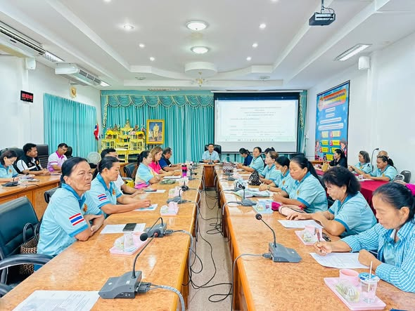 วันที่ 9 มิถุนายน 2569 เวลา 09.00 น. เทศบาลตำบลไทรโยง-ไชยวาล ได้จัดการประชุมคณะกรรมการชุมชน ประจำเดือนมิถุนายน ครั้งที่ 6/ 2569
